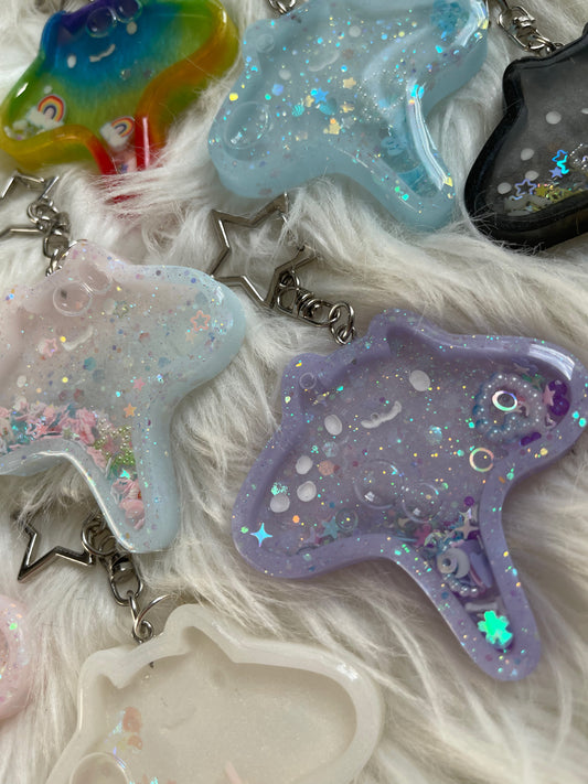 Adorable Colorful Handmade Manta Ray Resin Shaker Keychains